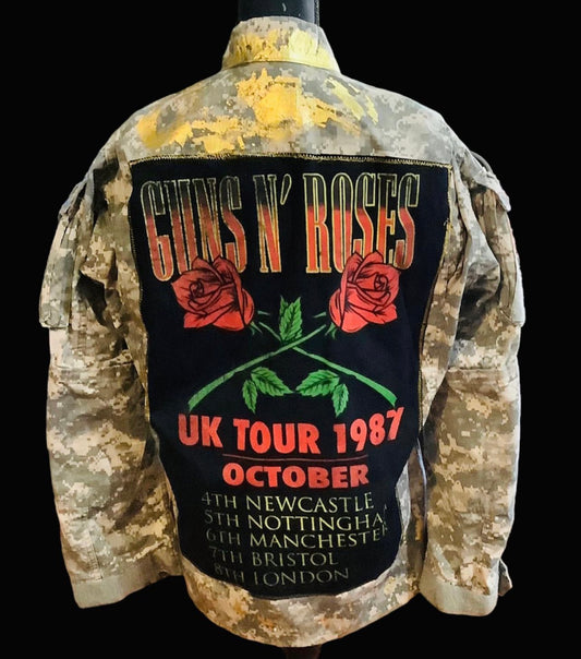 Customized “Guns N Roses” Graphic Vintage Camouflage Jacket